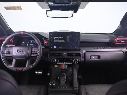 Used 2025 Toyota Tacoma TRD Pro AWD/4WD image 31