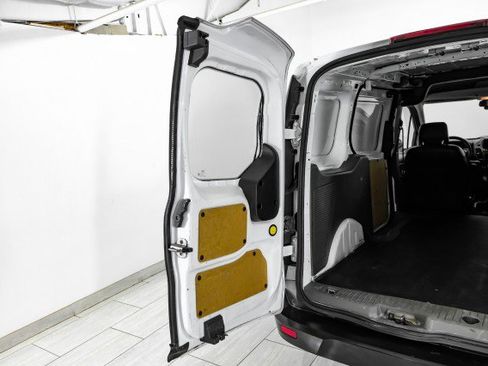 Used 2019 Ford Transit Connect XL image 35