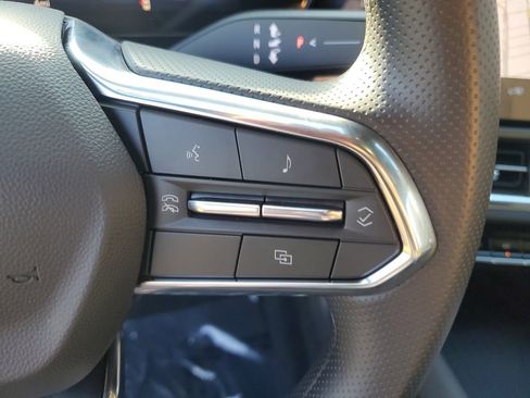 New 2026 Chevrolet Equinox EV LT image 27