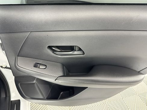 Used 2024 Nissan Sentra S image 27