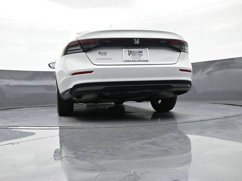 Certified 2024 Honda Accord EX image 31
