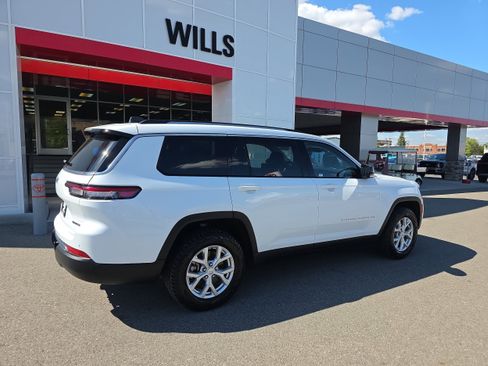 Used 2023 Jeep Grand Cherokee L Limited w/ Luxury Tech Group II AWD/4WD image 5