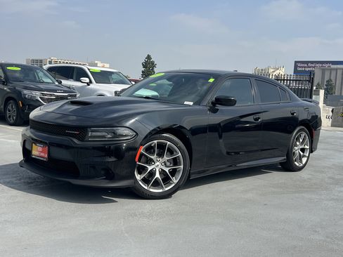 Used 2020 Dodge Charger GT w/ Driver Convenience Group image 2