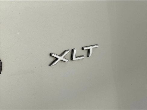 Used 2021 Ford Transit 350 XLT RWD image 27