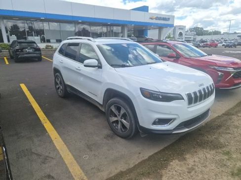 Used 2019 Jeep Cherokee Limited w/ Technology Group AWD/4WD image 1