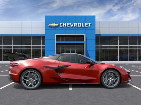 New 2026 Chevrolet Corvette ZR1 w/ ZR1 Carbon Fiber Aero Package RWD image 5