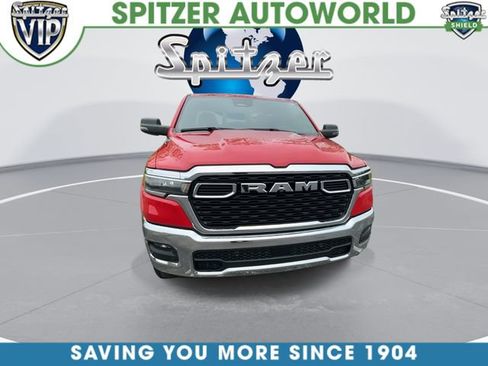 Used 2025 RAM 1500 Big Horn AWD/4WD image 3