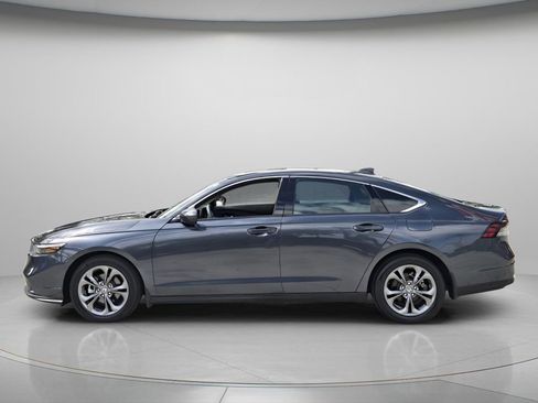 Certified 2024 Honda Accord EX image 4