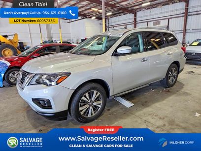Used 2017 Nissan Pathfinder SV