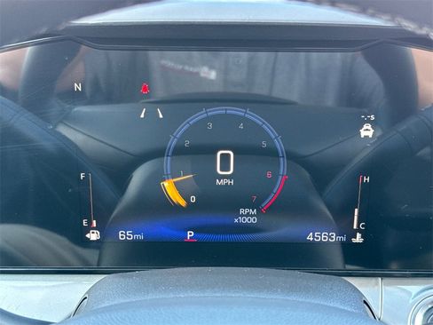 Used 2026 Chevrolet Trax LT w/ Driver Confidence Package image 32