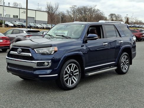 Used 2016 Toyota 4Runner Limited image 3