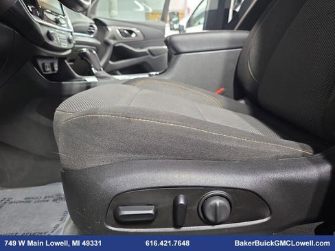 Used 2020 Chevrolet Traverse LT w/ Driver Confidence II Package image 30