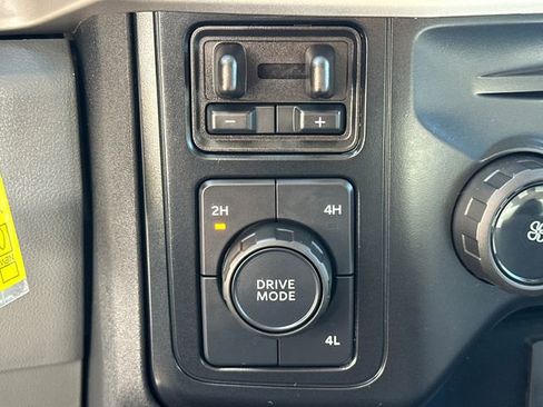 Certified 2025 Ford F350 XL image 33