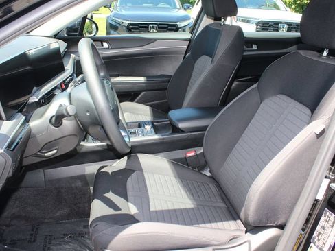Used 2025 Kia K5 LXS FWD image 11