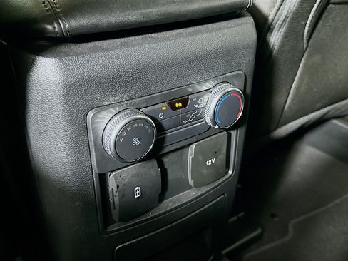 Used 2022 Ford Explorer XLT w/ Class IV Trailer Tow Package image 26