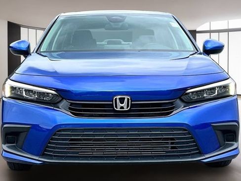 Used 2023 Honda Civic EX image 2