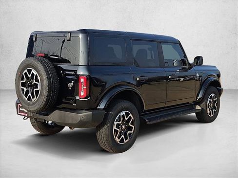 New 2026 Ford Bronco Outer Banks image 2