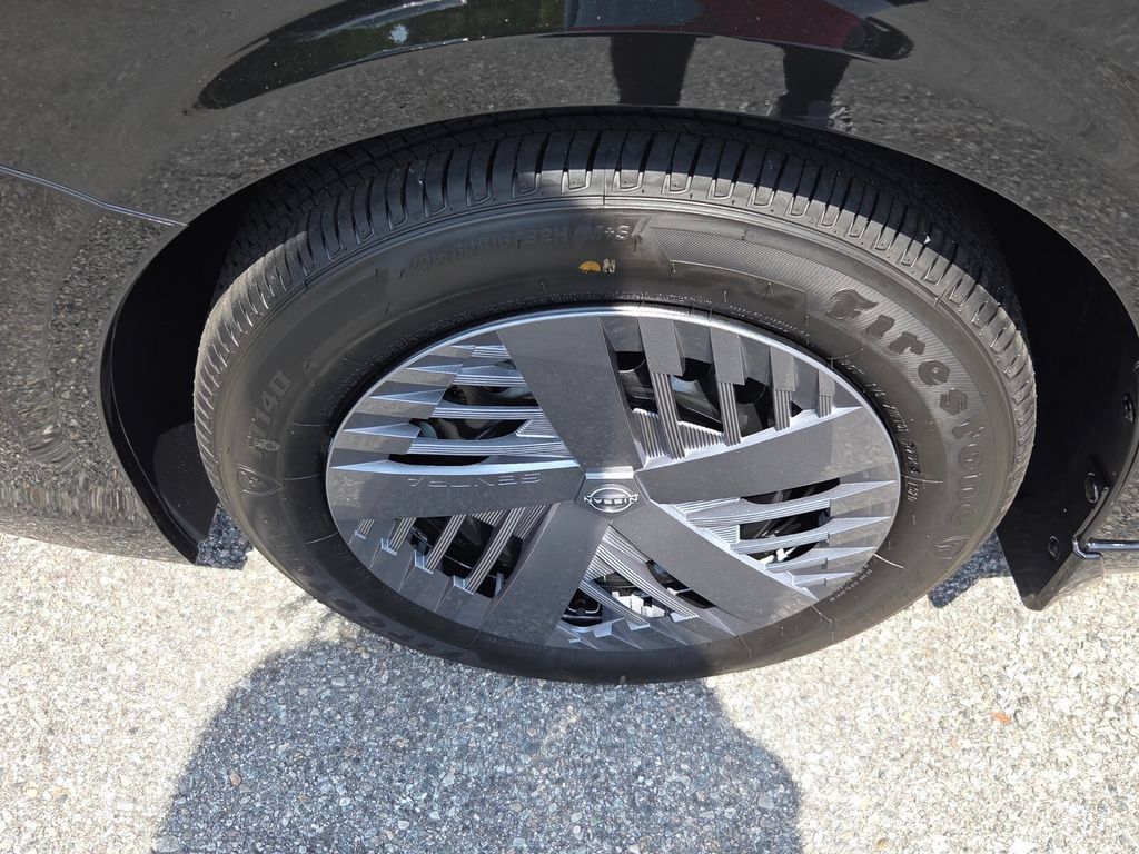 New 2027 Nissan Sentra S w/ Floor Mat Package FWD image 3