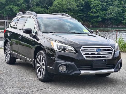 Used 2016 Subaru Outback 3.6R Limited AWD/4WD image 1