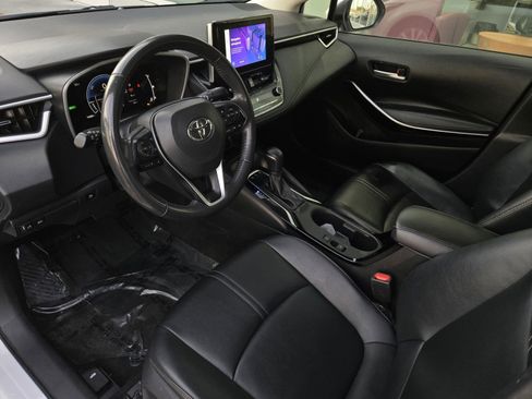 Used 2023 Toyota Corolla XLE image 8
