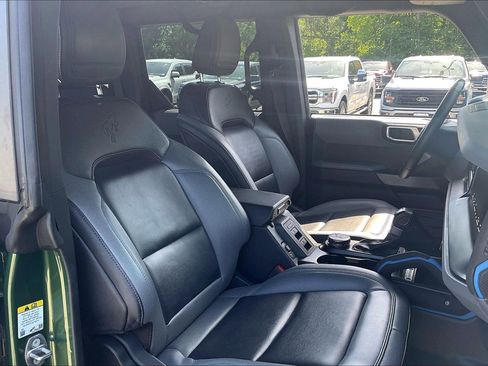 Used 2023 Ford Bronco Black Diamond w/ Sasquatch Package AWD/4WD image 7