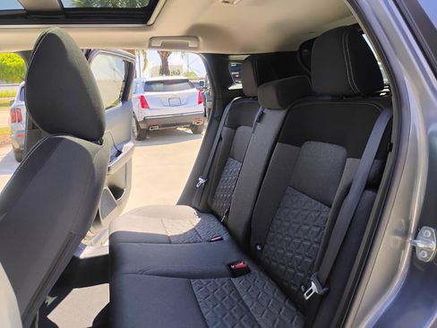 Used 2025 Nissan Kicks SV w/ SV Premium Package FWD image 39