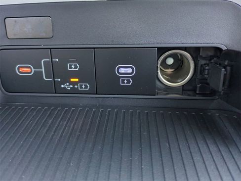 New 2026 Hyundai Kona SE image 24