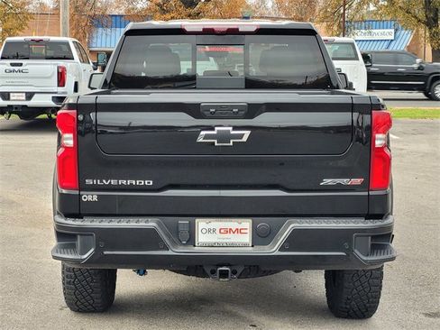 Used 2025 Chevrolet Silverado 1500 ZR2 w/ Technology Package image 5