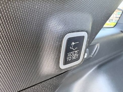 Used 2023 Jeep Grand Cherokee Altitude AWD/4WD image 26