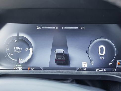 Used 2025 Ford F150 Lightning Flash AWD/4WD image 18
