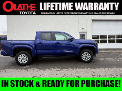 New 2025 Toyota Tacoma SR5