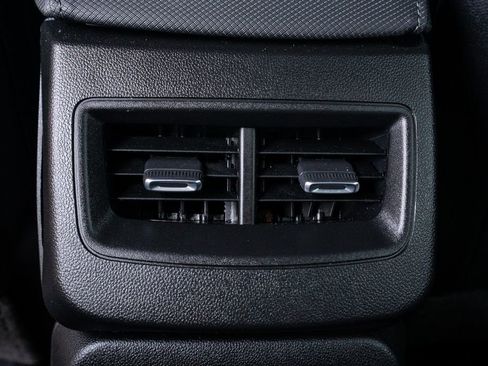 Used 2024 Chevrolet Equinox EV RS image 34