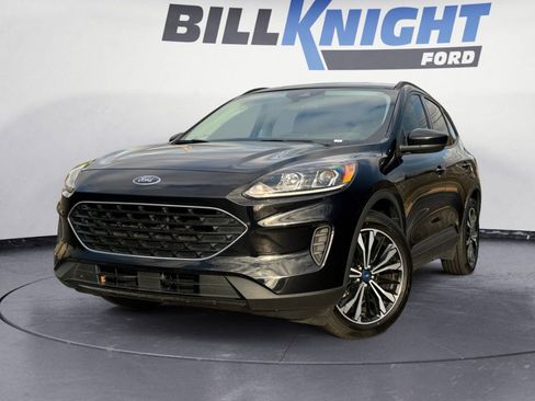 Certified 2022 Ford Escape SE w/ SE Sport Appearance Package image 1