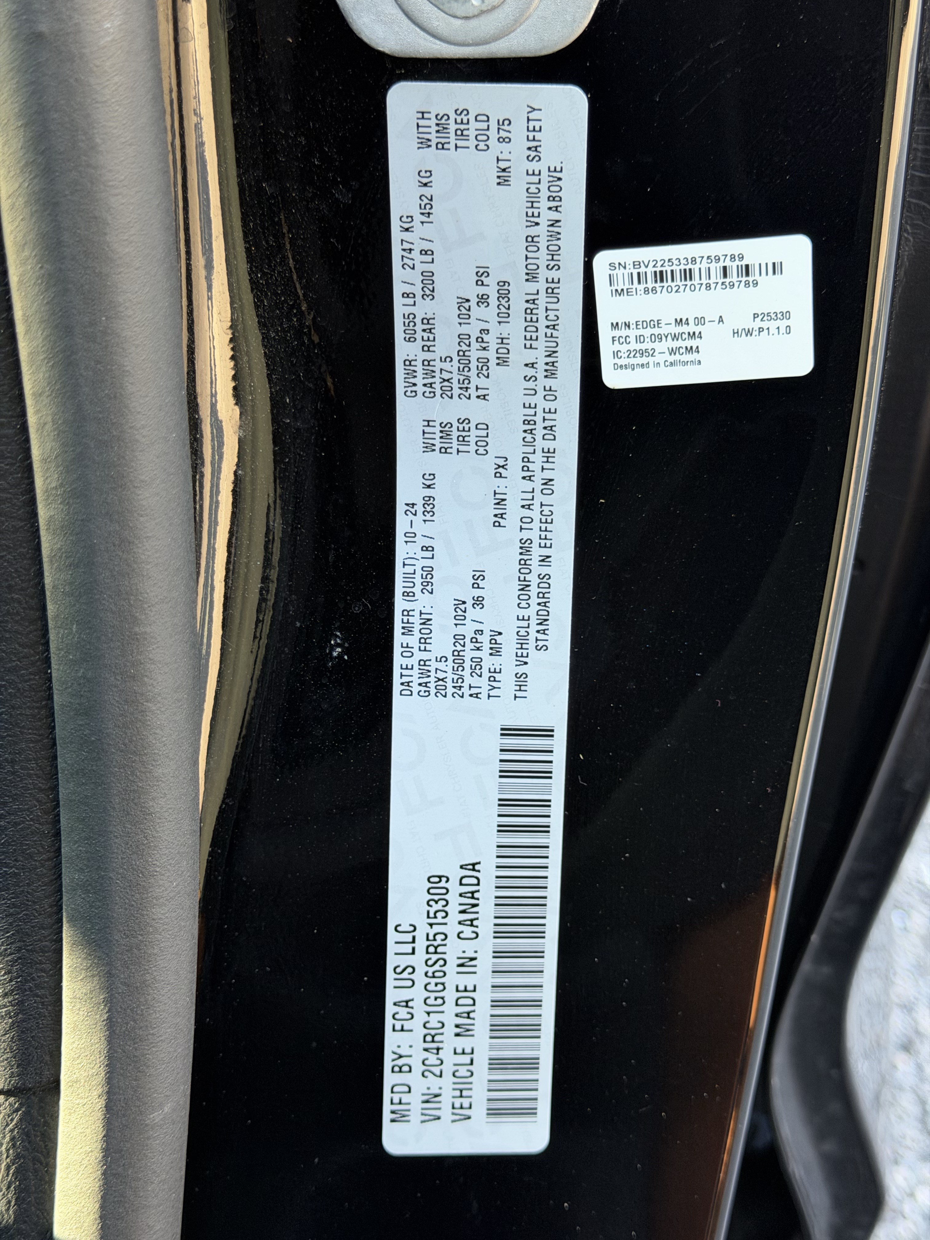Used 2025 Chrysler Pacifica Limited FWD image 39