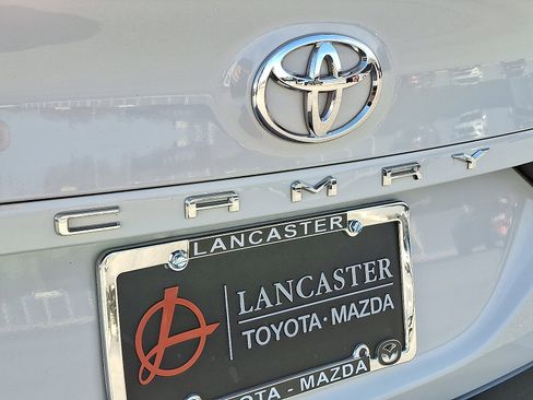 Used 2023 Toyota Camry SE image 29