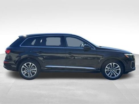 Certified 2025 Audi Q7 3.0T Prestige w/ Prestige Package image 8
