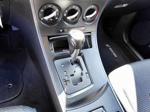 Used 2012 MAZDA MAZDA3 i Touring image 27