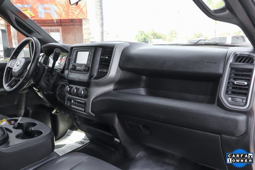 Used 2022 RAM 5500 Tradesman w/ Max Tow Package AWD/4WD image 37