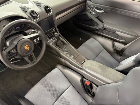Used 2025 Porsche 718 Boxster Spyder RS RWD image 10