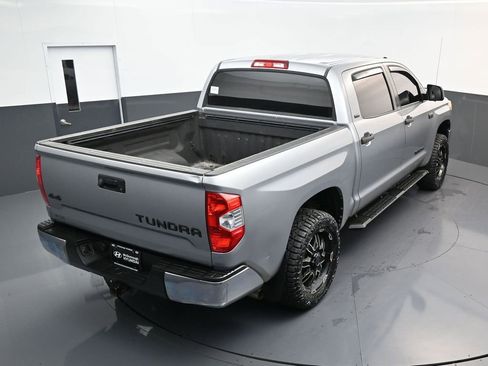 Used 2016 Toyota Tundra SR5 w/ SR5 Upgrade Package AWD/4WD image 18