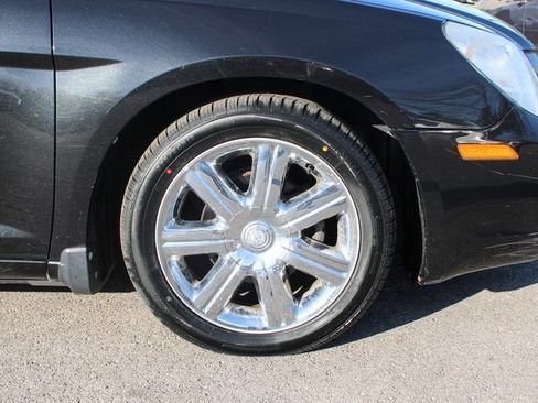 Used 2010 Chrysler Sebring Limited image 32