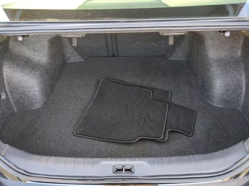 Used 2024 Nissan Altima 2.5 SV image 12