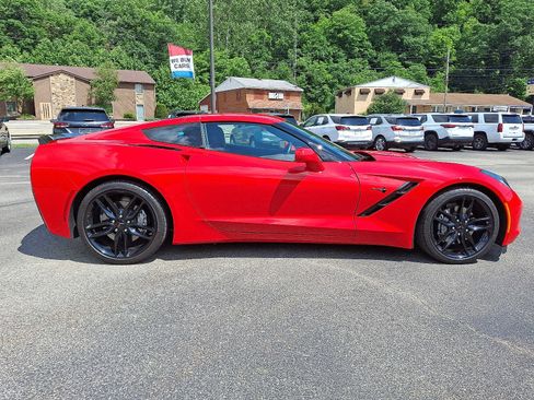 Used 2019 Chevrolet Corvette Stingray Coupe w/ Battery Protection Package RWD image 7