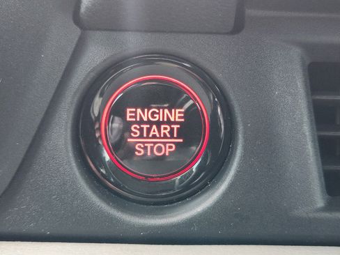 Used 2024 Honda Pilot Elite image 19