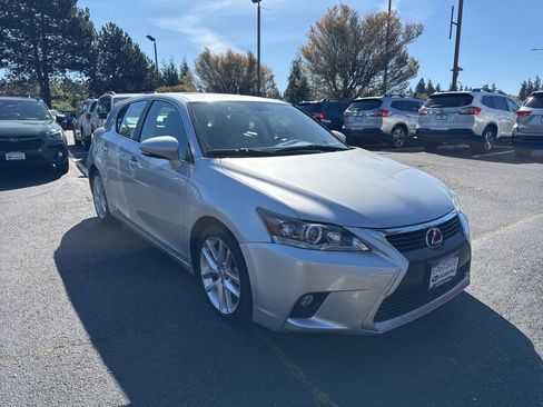 Used 2015 Lexus CT 200h FWD image 4