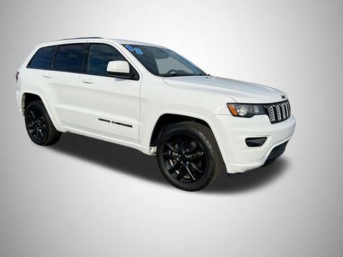 Used 2018 Jeep Grand Cherokee Altitude image 7