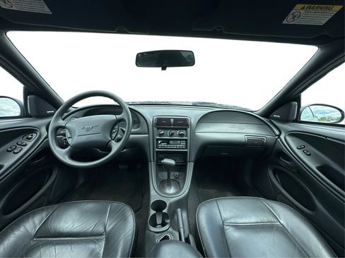 Used 2000 Ford Mustang Coupe RWD image 12