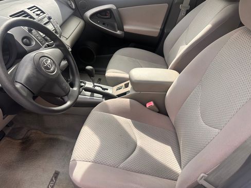 Used 2006 Toyota RAV4 2WD image 5