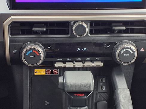 Used 2025 Toyota Tacoma TRD Off-Road w/ TRD Off Road Upgrade Package image 35