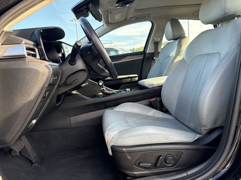 Used 2021 Kia K5 EX image 16